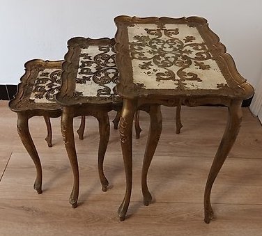 Set bijzettafels - Vintage Italiaanse kunststof bijzet tafeltjes
