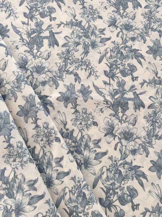 Elegante blauwe Toile de Jouy cretonne stof met typisch bloemmotief - Textiel  - 280 cm - 250 cm