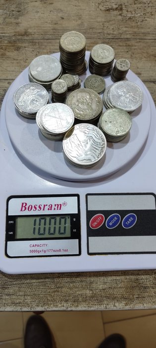 世界. 122 monedas de plata 1919/2000