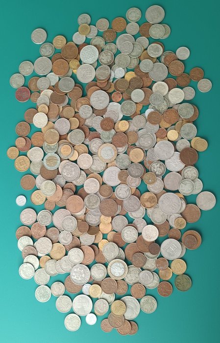 Portugalia. Republic. Lote de 400 moedas 1917/1999