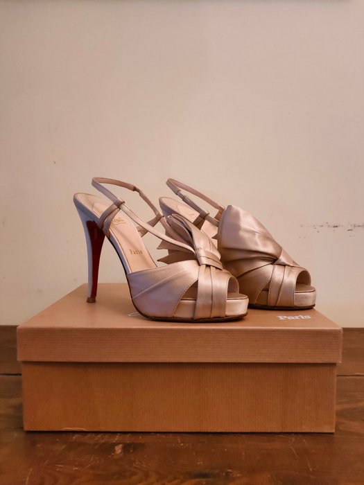Christian Louboutin - Pantofi cu toc - Dimensiune: Shoes / EU 38