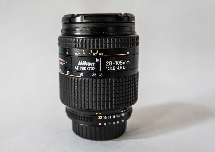Nikon Nikkor 28-105mm f3.5-4.5 ( Macro) Kameralinse