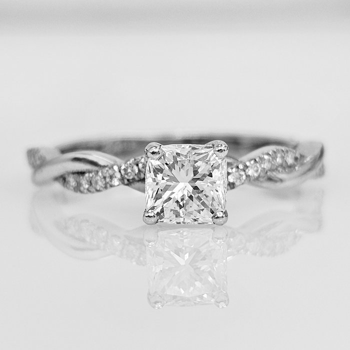 订婚戒指 白金 钻石  (天然) - 钻石 