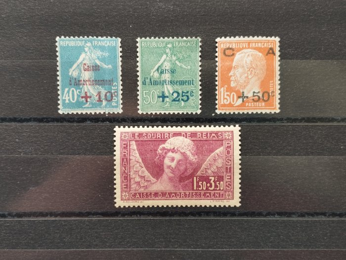 Ranska 1927/1930 - täydellinen sarja & Hymyilevä Reimsin enkeli - Yvert 246 / 256 MNH