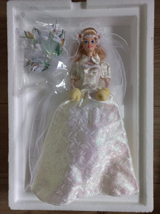 Mattel  - 芭比娃娃 Star Lily Bride - 1990-2000