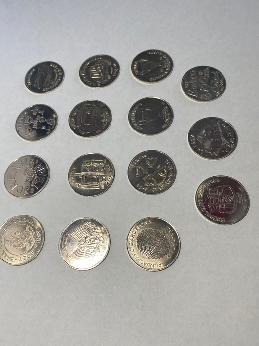 Monete commemorative di un secolo di storia del FC Barcelona in argento sterling 