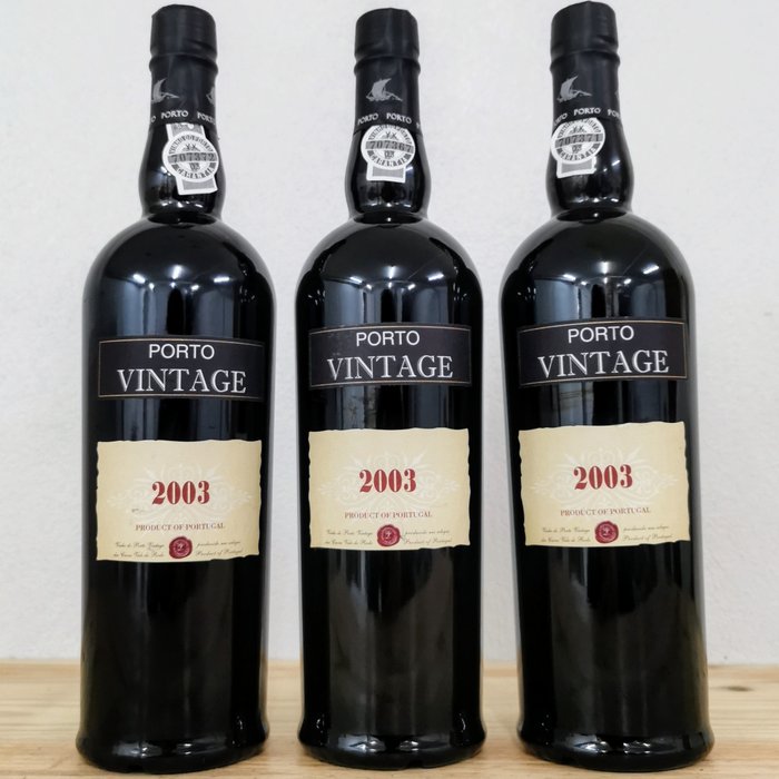 2003 Caves Vale do Rodo - 杜罗 Vintage Port - 3 Bottles (0.75L)