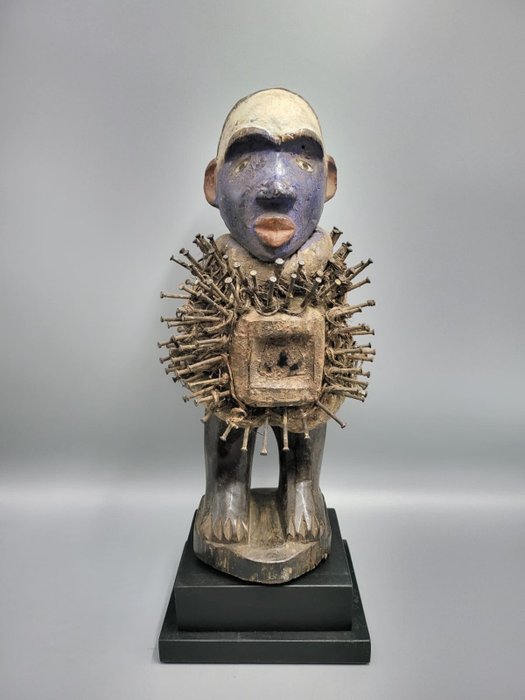 Figur - Kongo - Nkisi-Skulptur