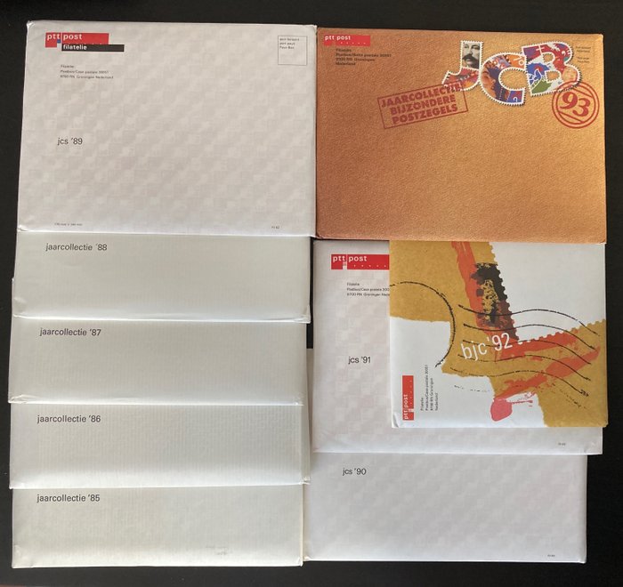 Nederland 1985/1993 - Samling av PTT-årssett i original PTT-postkonvolutt
