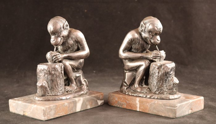 Drinkende apen - Benjamin Rabier (1864 - 1939) - Bokender (2) - Sølvbelagt metall