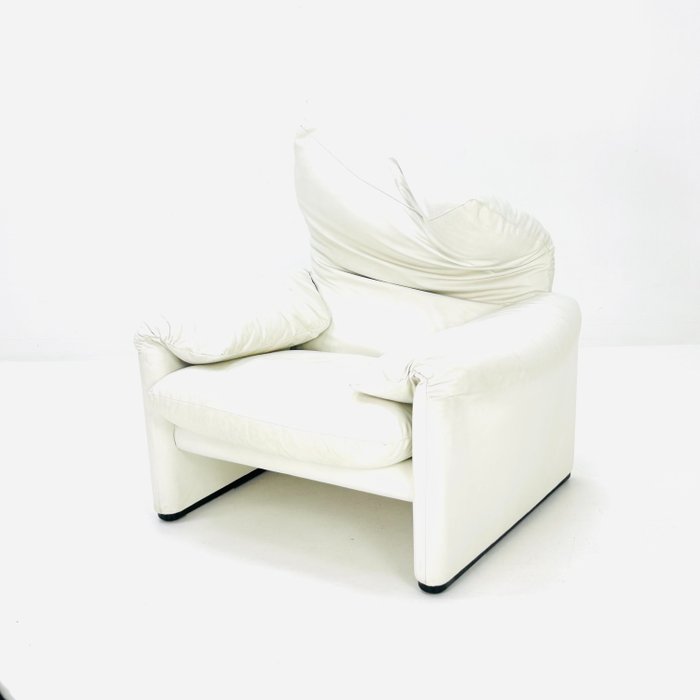 Cassina - Vico Magistretti - 扶手椅子 - 马拉伦加 - 皮革