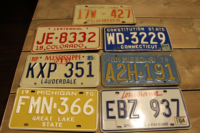 Πινακίδα κυκλοφορίας (7) - License plates - Prachtige set originele nummerplaten uit de USA , inclusief speciale uitgaves en oude vintage platen - 1970-1980