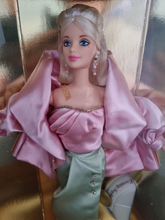 Mattel  - Muñeca Barbie Evening Sophisticate - Classique Collection -1997 - EE. UU.