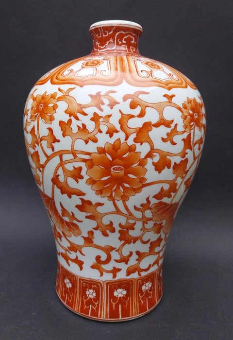 Stor Meiping vase med jernrød dekor - Porselen - Kina - Det 20. århundre