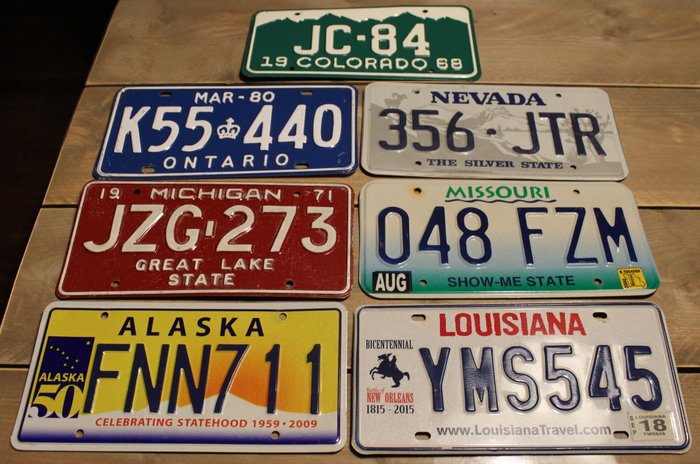 牌照 (7) - License plates - Prachtige set originele nummerplaten uit de USA en Canada. Inclusief speciale uitgaves en oude - 1970-1980
