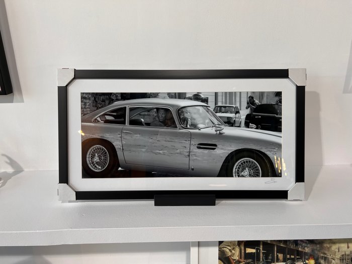 James Bond 007 - No Time To Die 2021 - Daniel Craig driving his Aston Martin DB5 - Luxury Wooden Framed 80x40 cm - Limited Edition Nr 03 of 10 - Stamp editor on back