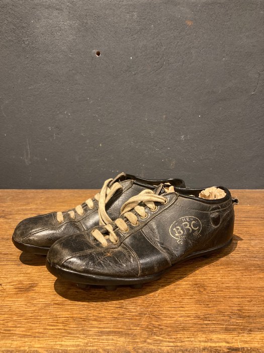 1950 - Vintage 1950's football boots - soccer - Voetbal schoenen 