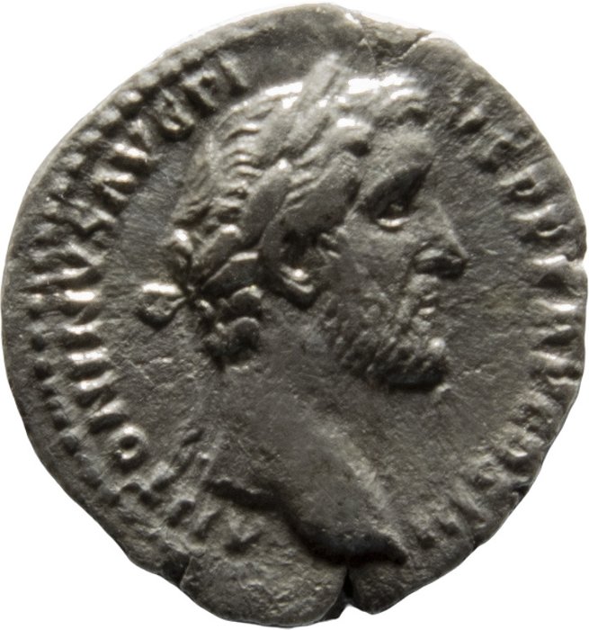 Império Romano. Antonino Pio (138-161 d.C.). Denarius Rome, AD 140-143. ITALIA, Italia seated to left on globe, holding cornucopiae and sceptre