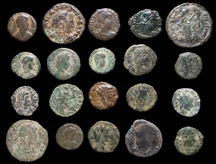 Empire romain. Lote 20 monedas acuñadas entre los siglos III - IV d. C.