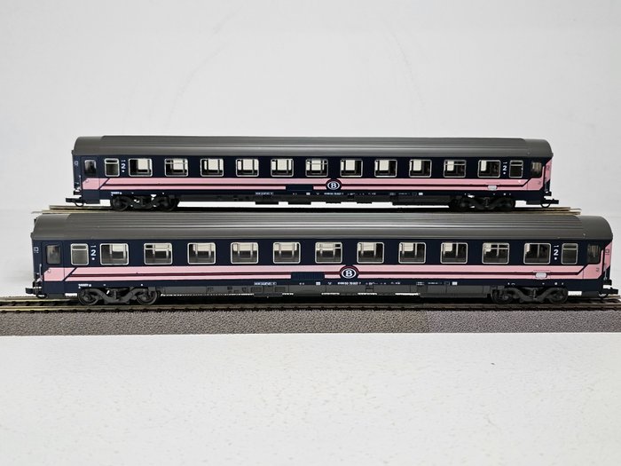 Roco H0轨 - 44646 - 模型火车客运车厢 (2) - 2节Eurofima车厢，正好1:87 - SNCB NMBS