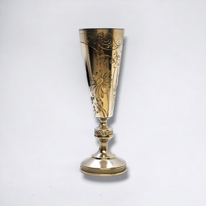燒杯 (1) - .875 (84 Zolotniki) 銀, 俄羅斯帝國 84 zolotnik（0.875 純度）銀伏特加杯約 1900 年