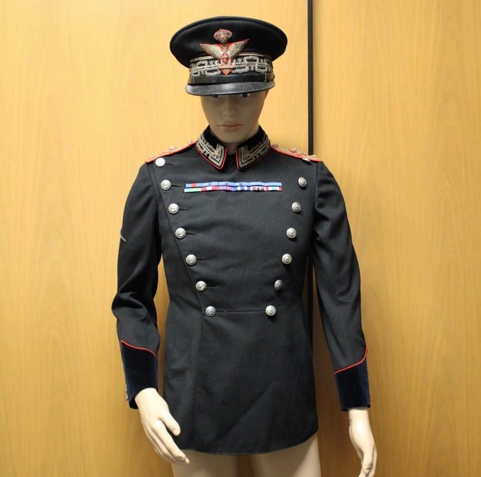 Italië - Koninklijk Italiaans leger - Militair uniform - Koninklijke Landmacht Brigade Algemeen Uniform 2WW - 1934