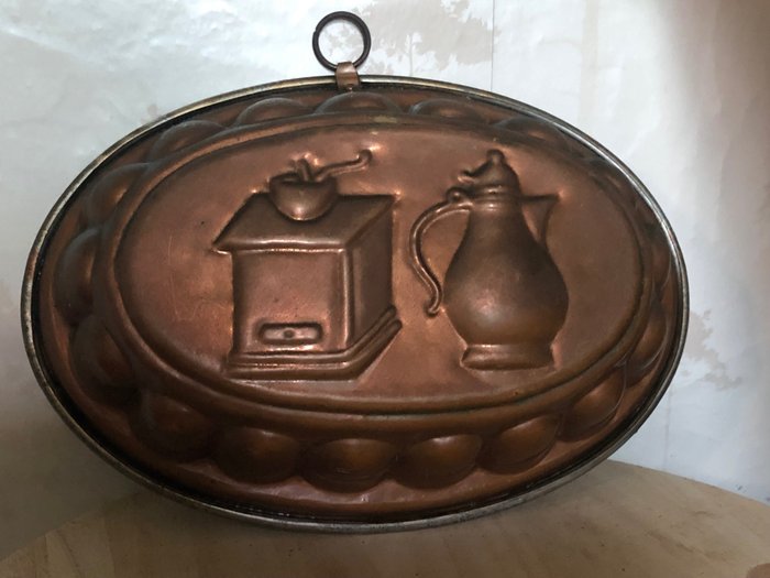 Rullehjul - oval kakeform dekorere kaffetrakter og kaffekvern - Kobber, Tinn