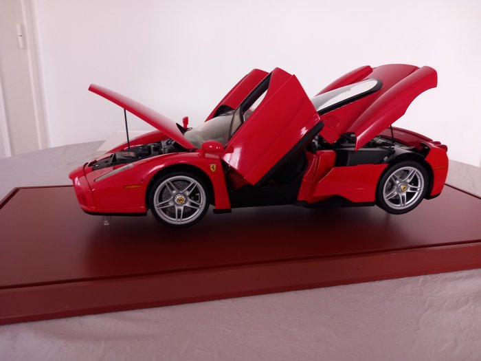 Altaya, De Agostini 1:10 - 模型工具  (3) -Ferrari Enzo