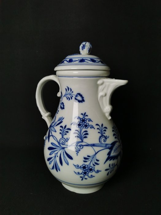 Meissen - Coffee pot - Blue onion - porcelain coffee pot - 1. Wahl - H 27CM