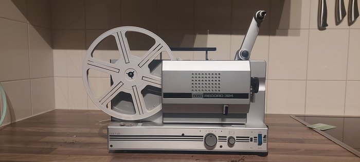 Noris Record 324 Projektor filmowy