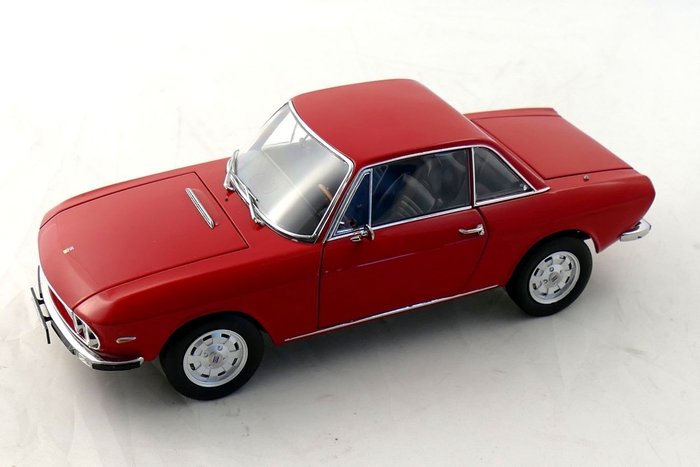 Norev 1:18 - 模型車 -Lancia Fulvia 1600 HF Lusso - 1971