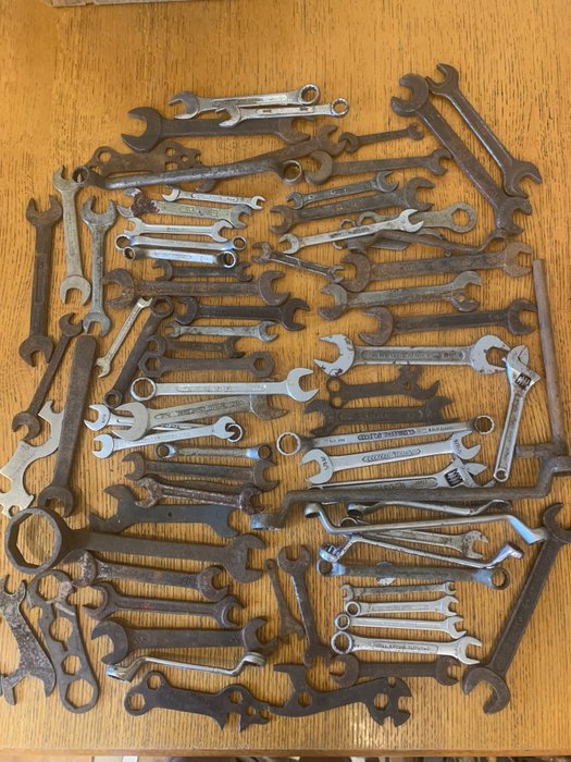 Antique Tools Collection - Old Hard Steel Spanners & Wrench’s Many Car Manufacturer's brands - Εργαλεία