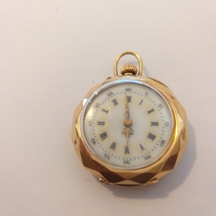 pocket watch - 1901-1949