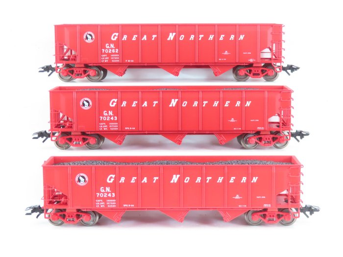Märklin H0 - 45661 - Modellbahn-Güterwagenset (1) - 3-teiliges Set mit Selbstentleerern (Hoppers) - Great Northern