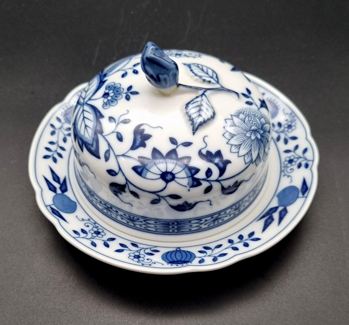 Hutschenreuther - Service de table (2) - Beurrier exclusif avec couvercle motif oignon - Porcelaine