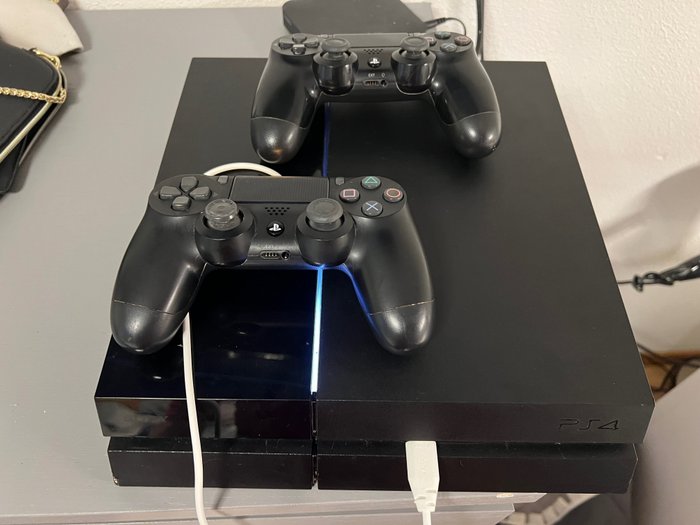 Sony - PlayStation 4+ Volante - Video game console