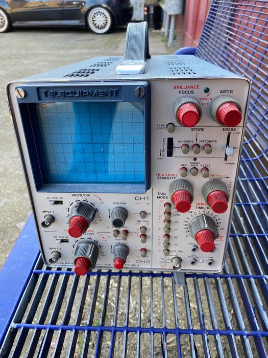 Telequipment -Oscilloscope DM64 - Arbeitswerkzeug (1)
