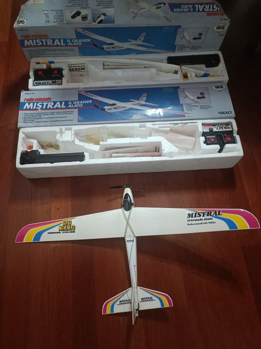 Mistral GiG Nikko  - Speelgoed vliegtuig Il Grande Alato GIG - Italië