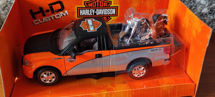 Harley-Davidson 1:24 - Modellino di auto - Ford F-150 Harley-Davidson e Harley Davidson Fat Boy de 2000 - HD personalizzato