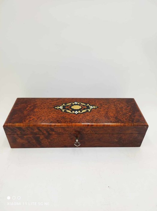 盒子 (1) - 木材，Burrwood, 木材，西阿拉黄檀树, 黄铜, 带手套