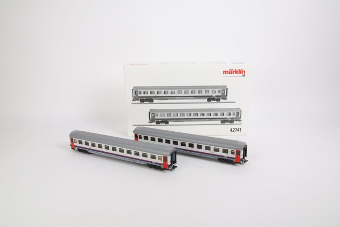 Märklin H0 - 42741 - Conjunto de carruagens de passageiros de modelismo ferroviário (1) - conjunto de carruagens i10 'Novo visual' - NMBS