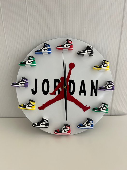 Ceas de perete - Nike Jordan -   Plastic - 2010-2020