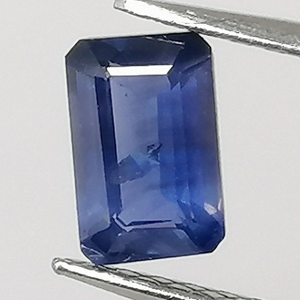 Blå safir - 0.61 ct