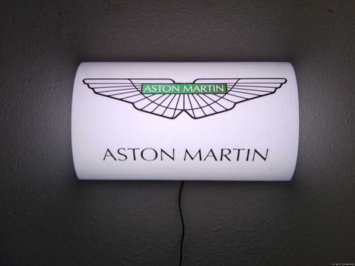 Sign - Aston Martin