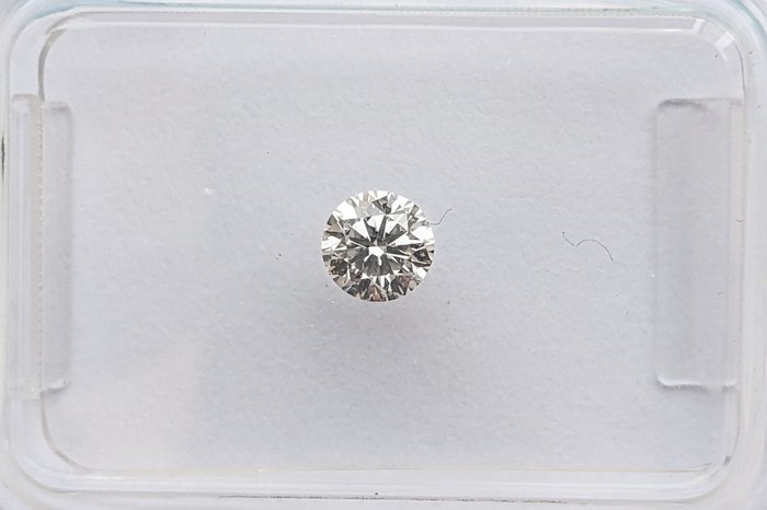 鑽石 - 0.23 ct - 圓形 - K(輕微黃色、從正面看是亮白的) - VS2, No Reserve Price