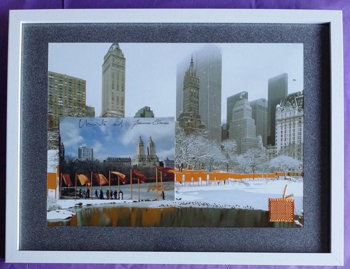 Christo & Jeanne-Claude (1935-2020) - The Gates, handsigned ArtCard with fabric
