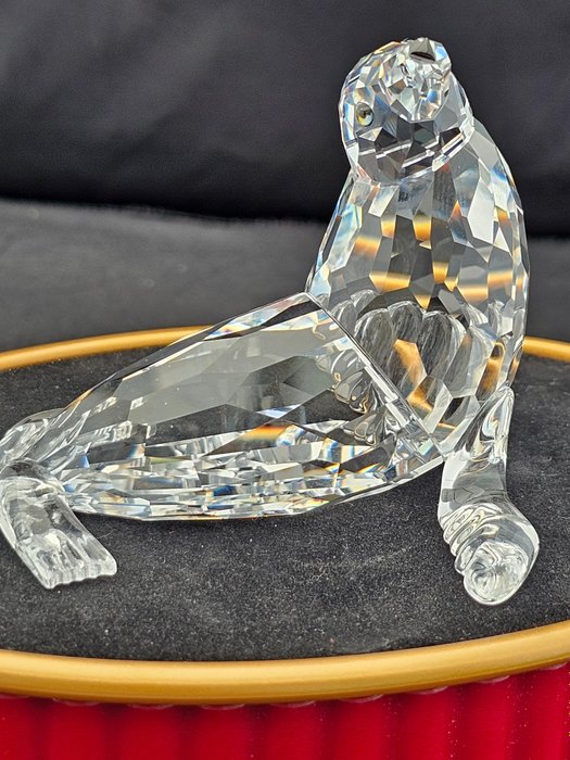 Figurină - Mother Sea Lion 679 592 - Cristal
