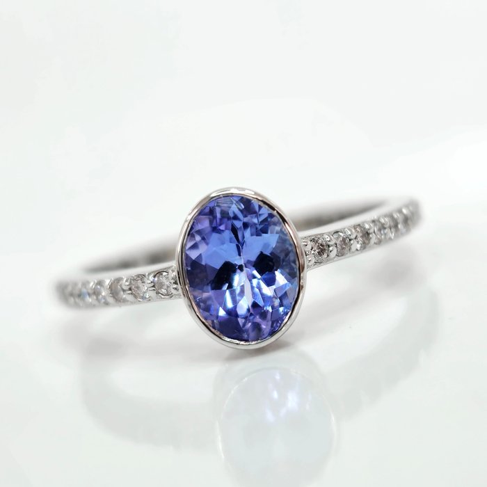 *no reserve* 0.80 ct Blue Tanzanite & 0.18 ct N.Fancy Pink Diamond Ring - 2.56 gr - 14 kt. Valkokulta - Sormus - 0.80 ct Tansaniitti - Timantti
