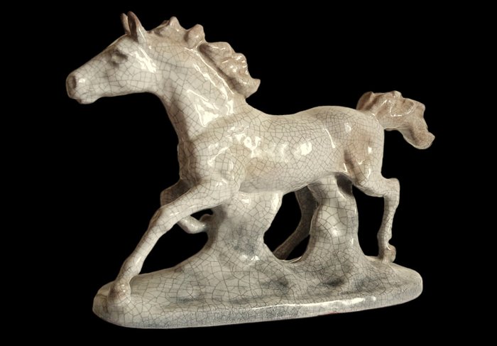Karlsruher Majolika Fabrik - Lilli Hummel-König (1901-1975) - Skulptur, Horse - 28 cm - Glasierte Keramik - 1935
