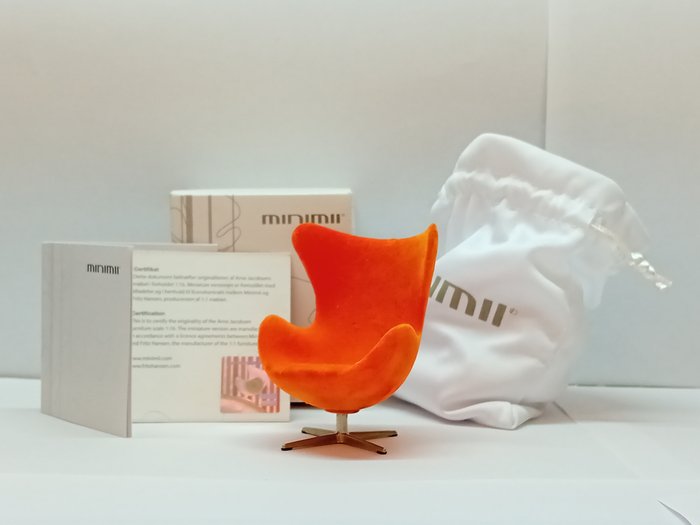 Minimii - Arne Jacobsen Miniature - Fotel - Miniaturowe krzesło do salonu Egg - poliuretan i stal nierdzewna